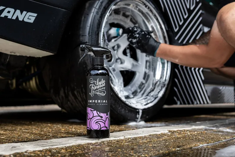 Kola a pneumatiky Auto Finesse Praha