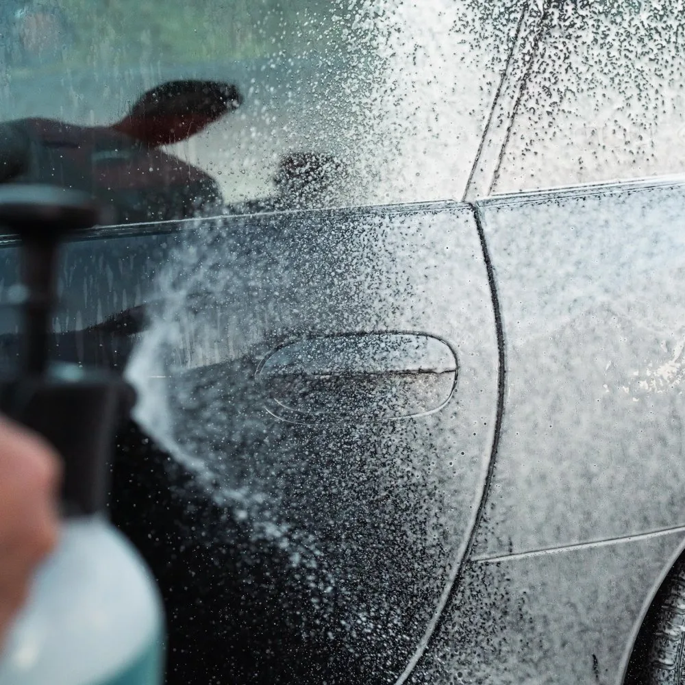 Aktivní pěna Auto Finesse Essentials Snow Foam 500 ml — detail produktu 3