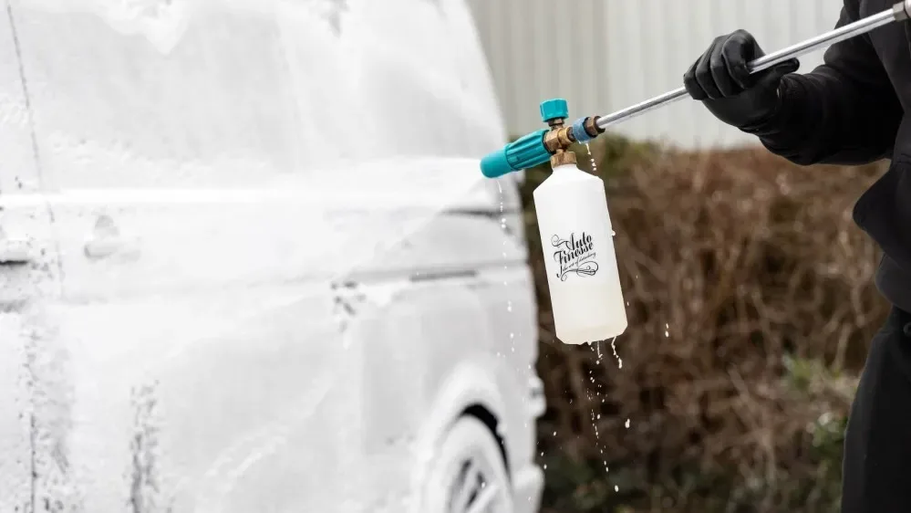 Aktivní pěna pro předmytí Auto Finesse Avalanche 1000 ml - limitovaná edice Bubblegum — detail produktu 2