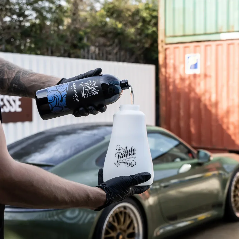 Aktivní pěna pro předmytí Auto Finesse Avalanche 1000 ml — detail produktu 3