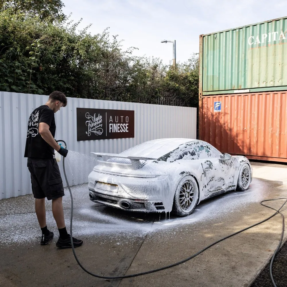 Aktivní pěna pro předmytí Auto Finesse Avalanche 5000 ml — detail produktu 2
