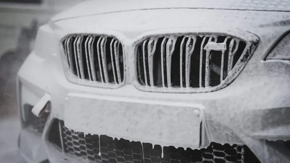 Aktivní pěna pro předmytí Auto Finesse Avalanche 5000 ml — detail produktu 5