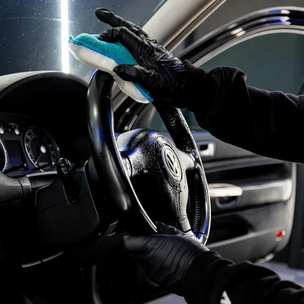 Aplikátory na čištění interiréru Auto Finesse RevitaScrub - 2 kusy — detail produktu 2
