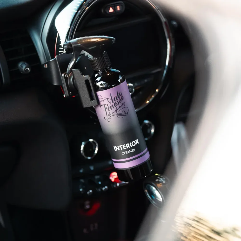 Čistič interiéru Auto Finesse Essentials Interior Cleaner 500 ml — detail produktu 3