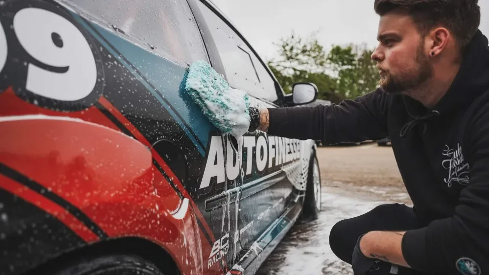 Extra šetrná mycí rukavice Auto Finesse Plush — detail produktu 2
