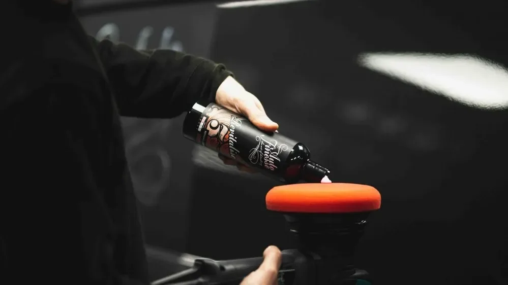 Finišovací leštící pasta Auto Finesse Revitalise No:3 pro třetí krok leštění 500 ml — detail produktu 2