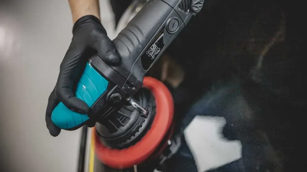 Finišovací leštící pasta Auto Finesse Revitalise No:3 pro třetí krok leštění 500 ml — detail produktu 3