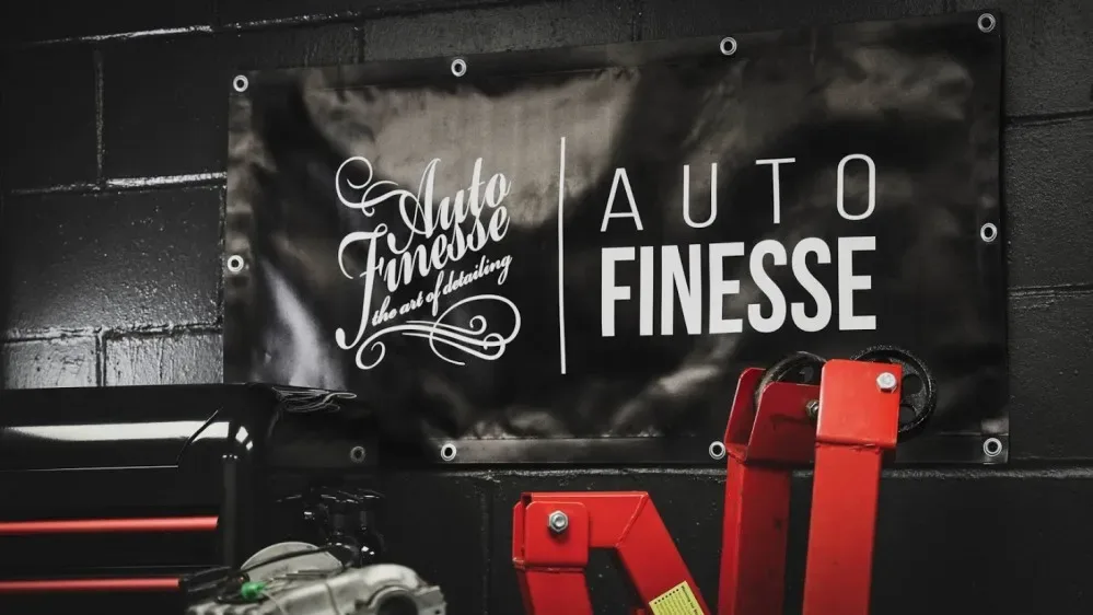 Garážová plachta s logem Auto Finesse — detail produktu 3