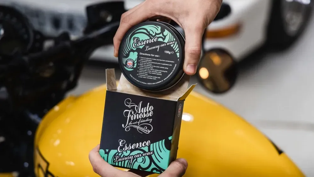 Karnaubský vosk Auto Finesse Essence 150 g — detail produktu 2