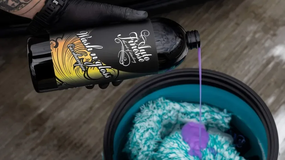 Keramický autošampon s SiO2 Auto Finesse Wash 'n' Gloss 1000 ml — detail produktu 3