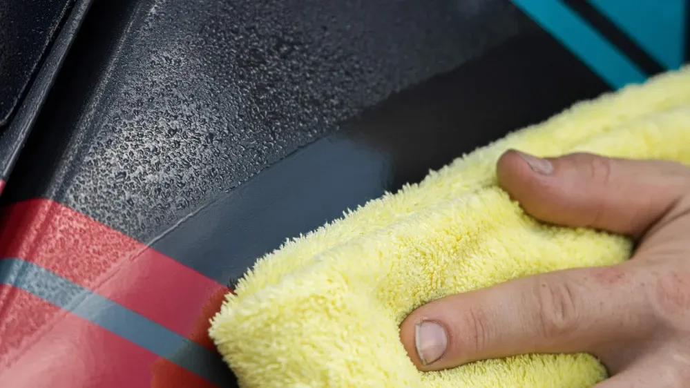 Keramický detailer na exteriér Auto Finesse Caramics Gloss 1000 ml — detail produktu 4