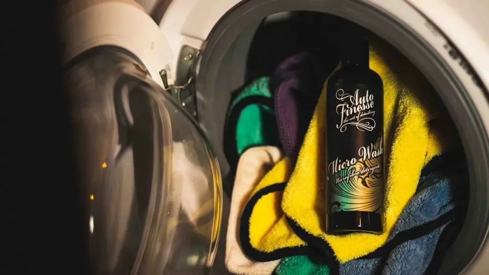Koncentrovaný přípravek Micro Wash na praní mikrovláknových utěrek Auto Finesse 500 ml — detail produktu 5