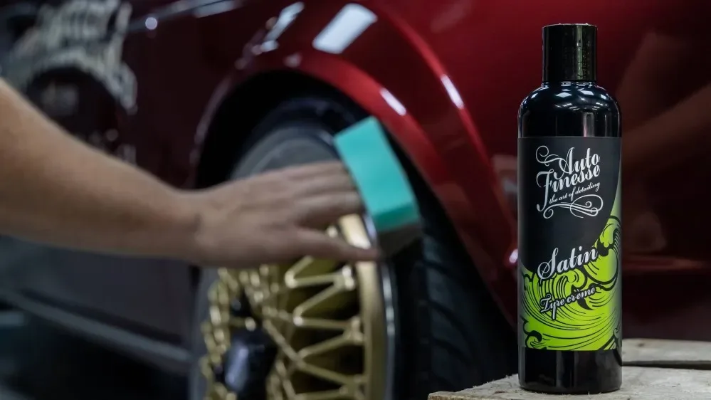 Matná impregnace na pneumatiky Auto Finesse Satin 250 ml — detail produktu 5