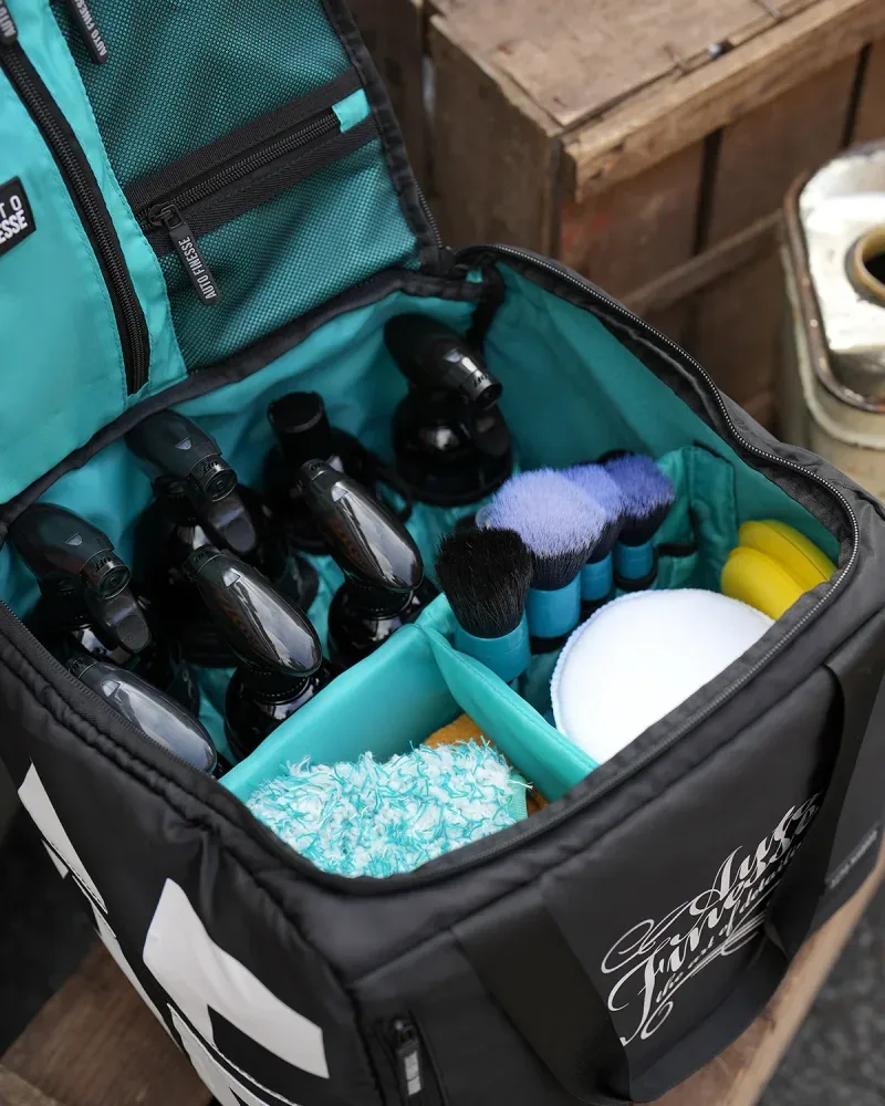 Menší detailingová taška na autokosmetiku Auto Finesse New Detailers Kit Bag — detail produktu 3