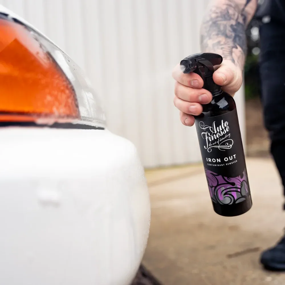 Odstraňovač polétavé rzi a brzdového prachu Auto Finesse Iron Out 500 ml — detail produktu 5