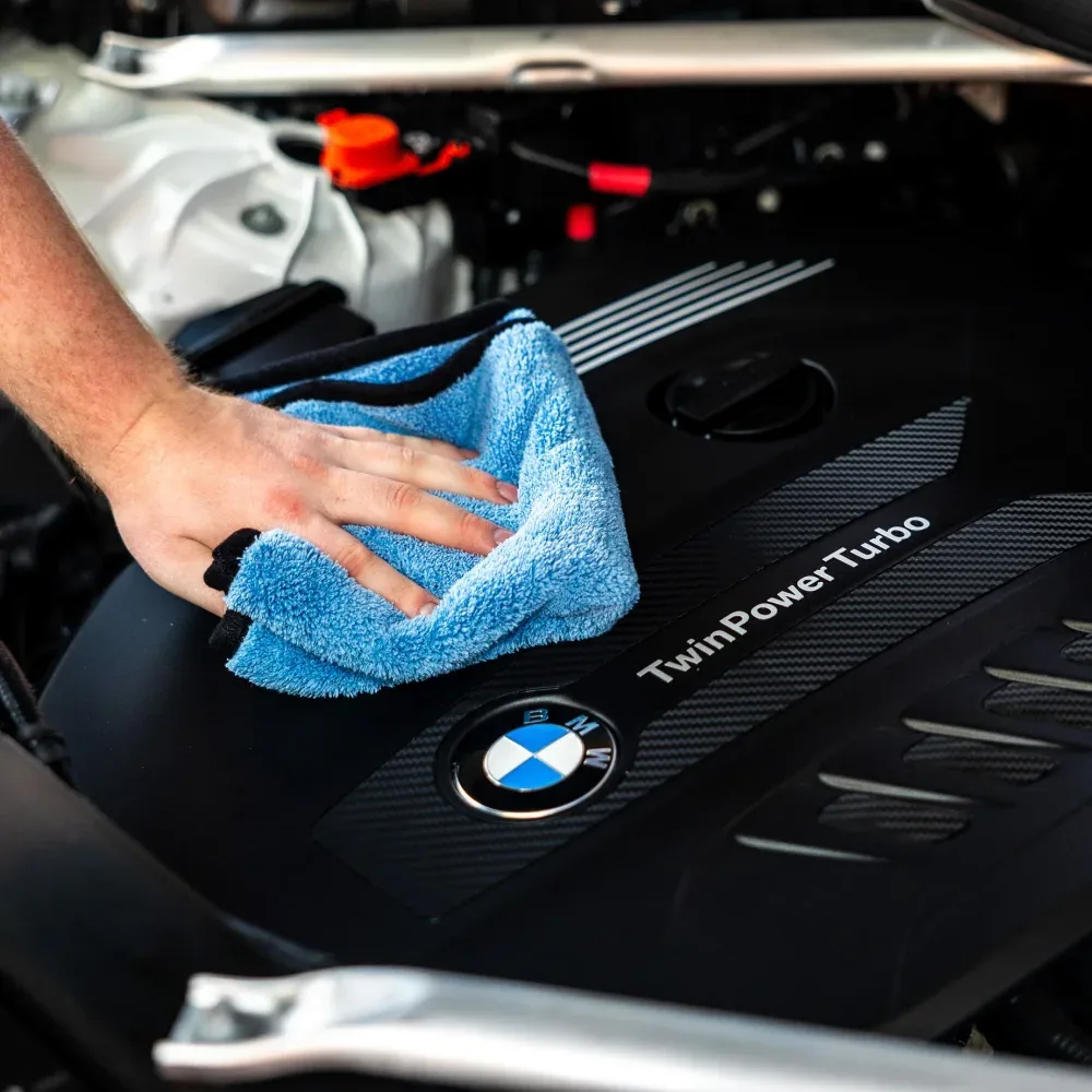 Oživovač a ochrana plastů v interiéru Auto Finesse Dressle 500 ml — detail produktu 5