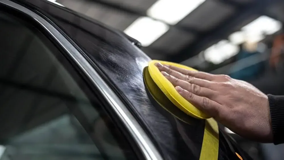 Oživovač vybledlého laku a leštěnka Auto Finesse Renew Paint 500 ml — detail produktu 5