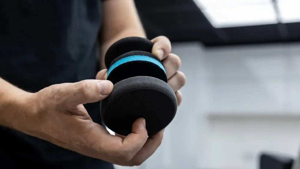 Pěnový aplikátor na vosk Auto Finesse Wax Spot — detail produktu 3