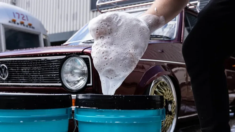 Prémiová mycí rukavice z ovčí vlny Auto Finesse Ultra Soft — detail produktu 5