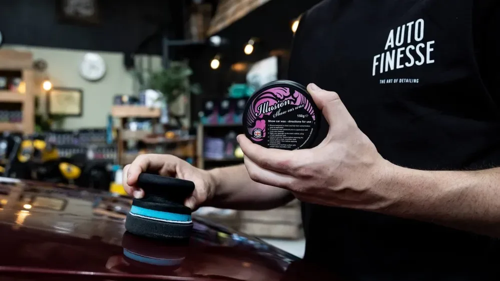 Premiový karnaubský vosk Auto Finesse Illusion Show Car 150 g — detail produktu 2
