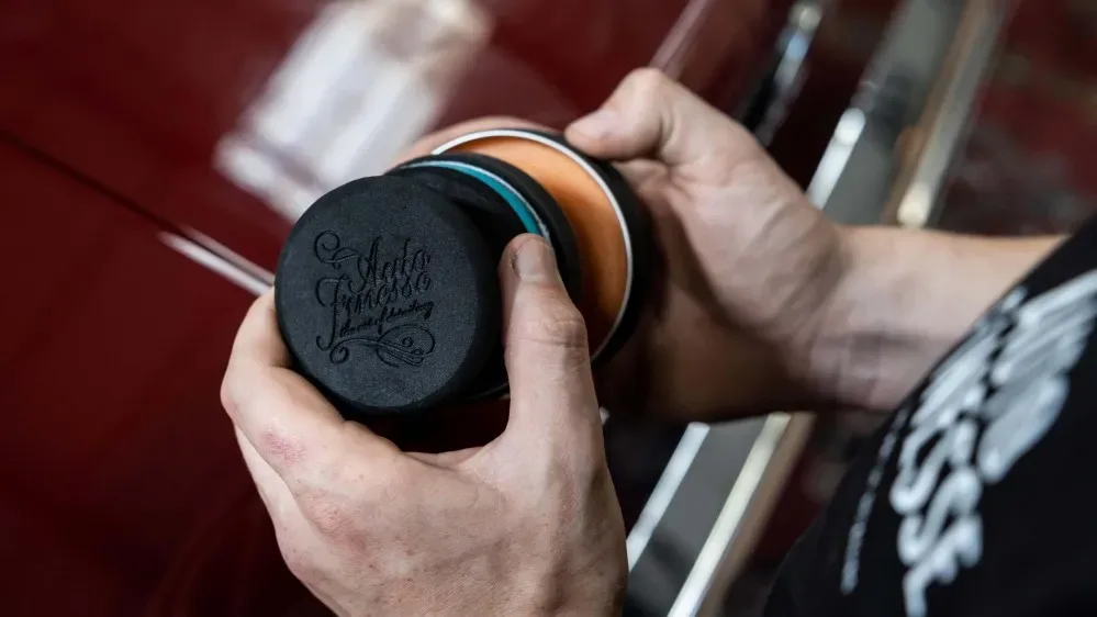 Premiový karnaubský vosk Auto Finesse Illusion Show Car 150 g — detail produktu 3
