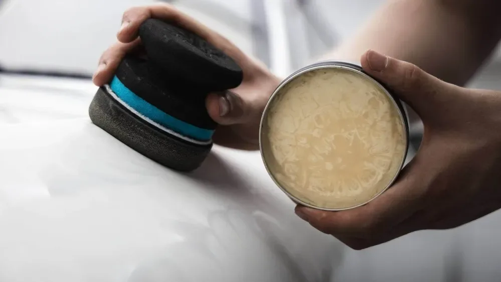 Premiový karnaubský vosk Auto Finesse Passion 150 g — detail produktu 3