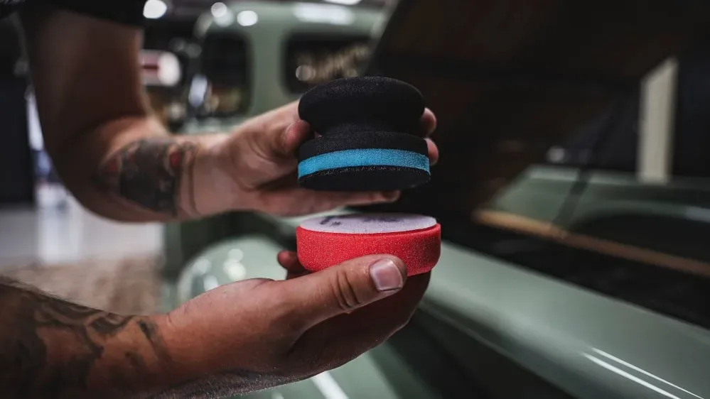 Rukojeť aplikátorů Auto Finesse Handi Puck V2 — detail produktu 2