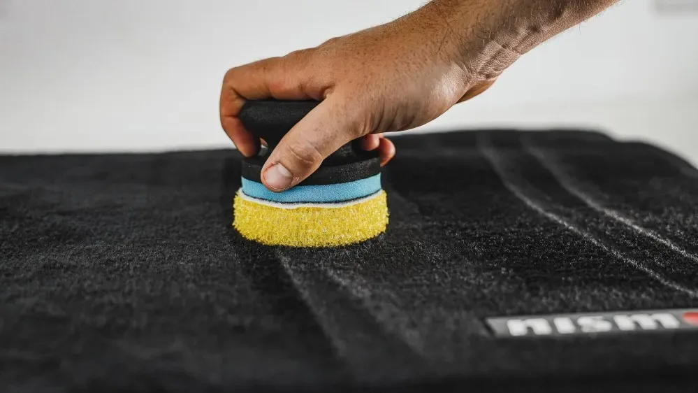 Rukojeť aplikátorů Auto Finesse Handi Puck V2 — detail produktu 3