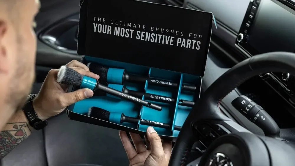 Sada 4 ultra jemných detailingových štětců interiér i exteriér Auto Finesse FeatherTip — detail produktu 5