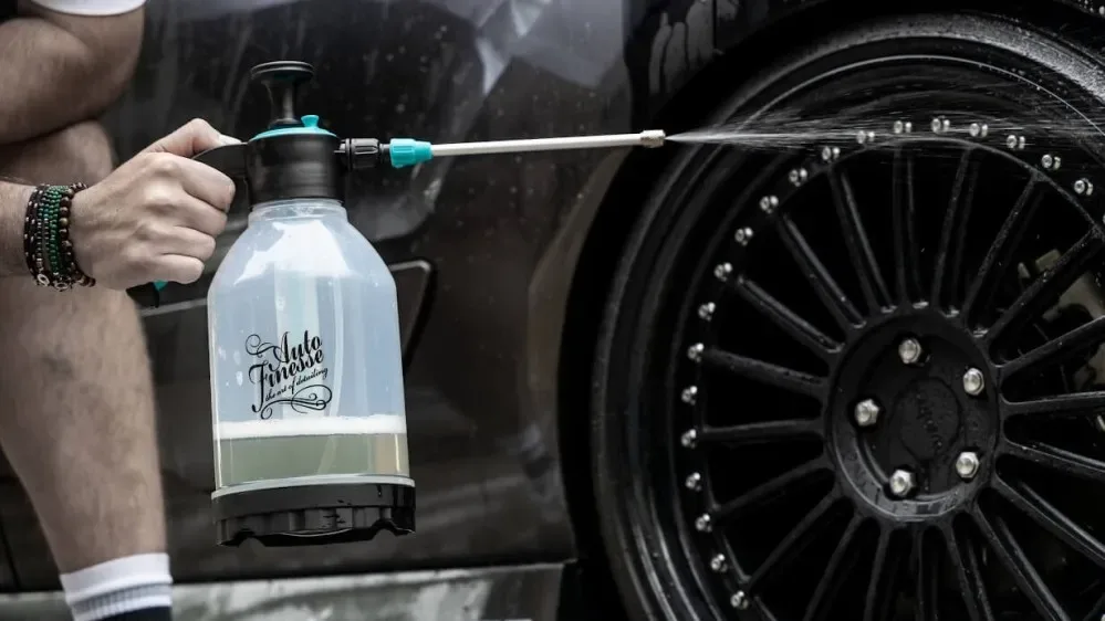 Tlakový postřikovač Auto Finesse 2000 ml — detail produktu 4