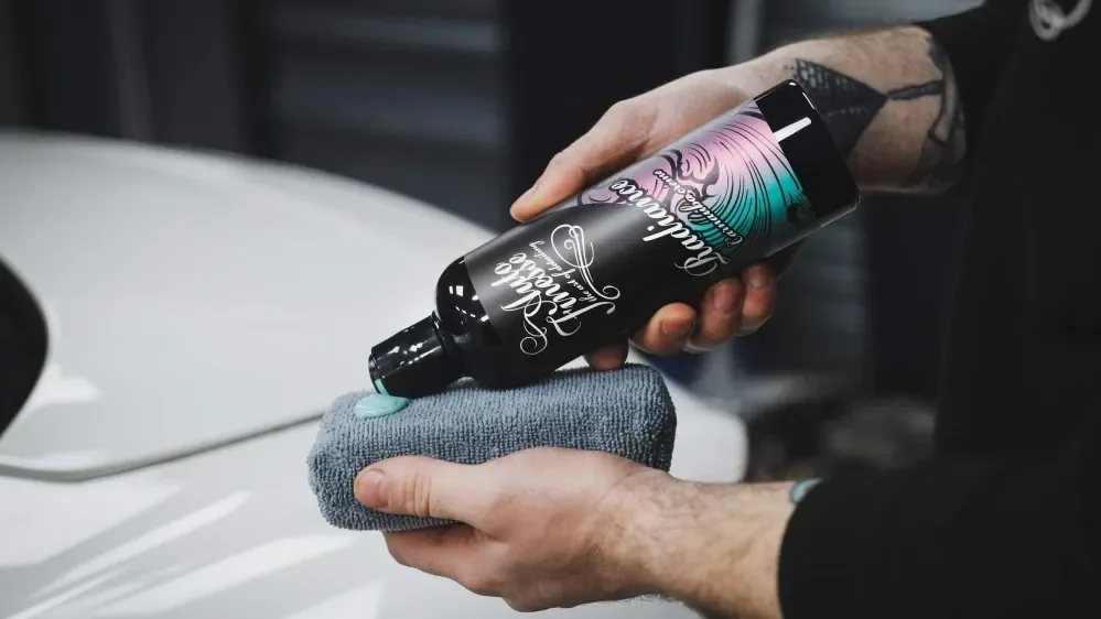Velký mikrovláknový leštící aplikátor Auto Finesse — detail produktu 3