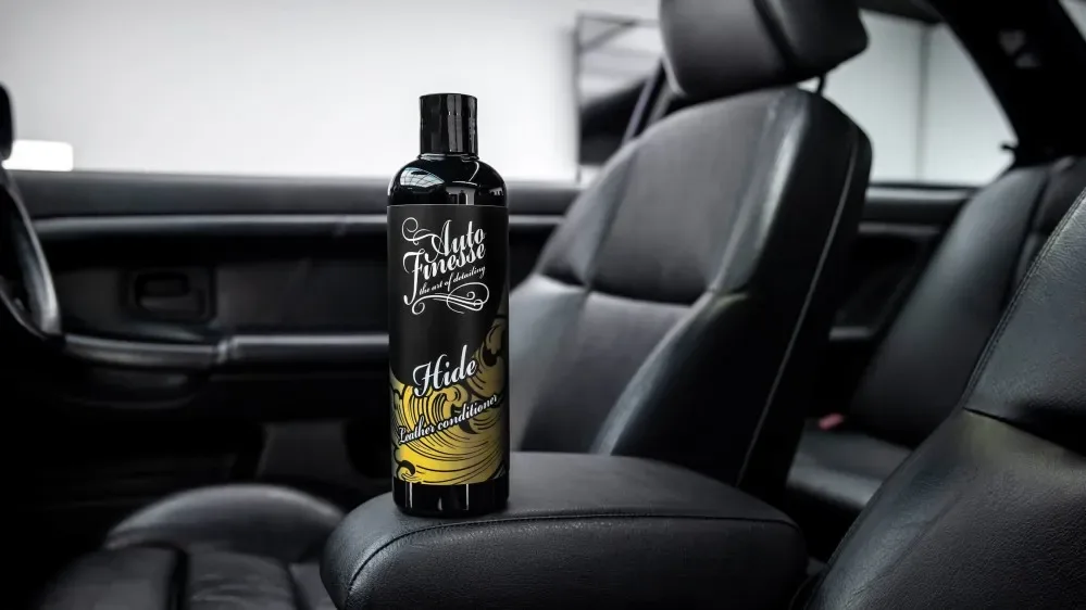 Vyživení kůže a kondicionér Auto Finesse Hide 500 ml — detail produktu 4