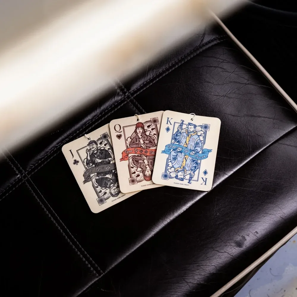Závěsná vůně Auto Finesse Playing Card Air Freshener KING — detail produktu 3