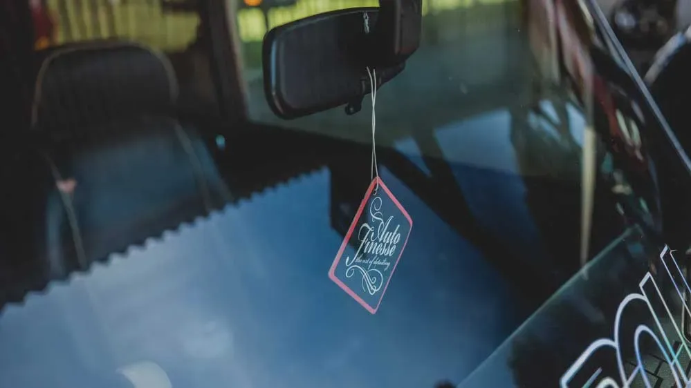 Závěsná vůně do auta Auto Finesse Sweet Shop - klasická cukrárna — detail produktu 2